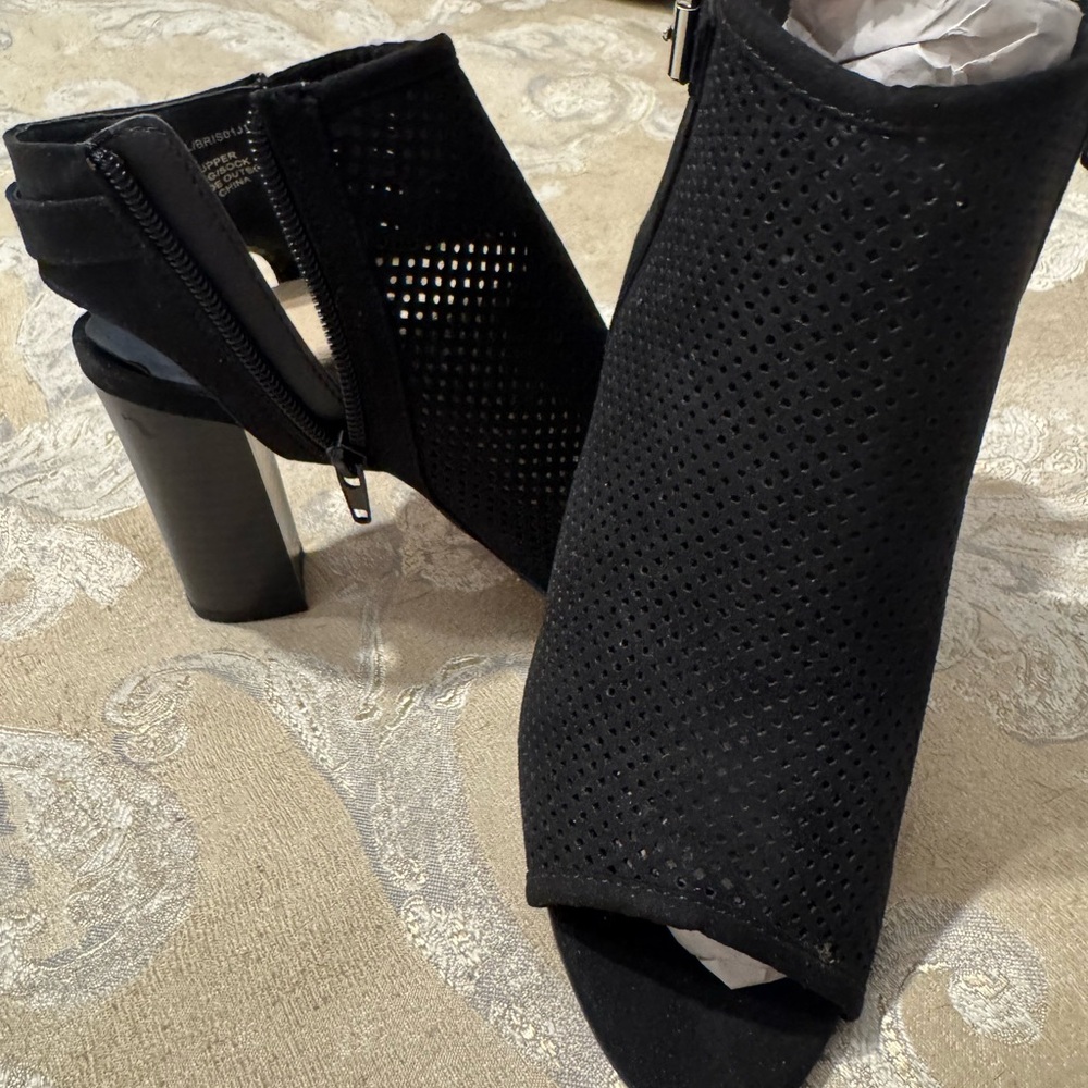 Steve Madden Elegant Black Peep-Toe Ankle Boots